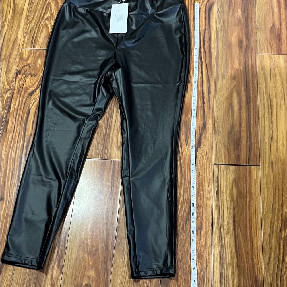 Bloomchic faux leather pants/leggins, size 12, NWT. - Picture 3 of 12